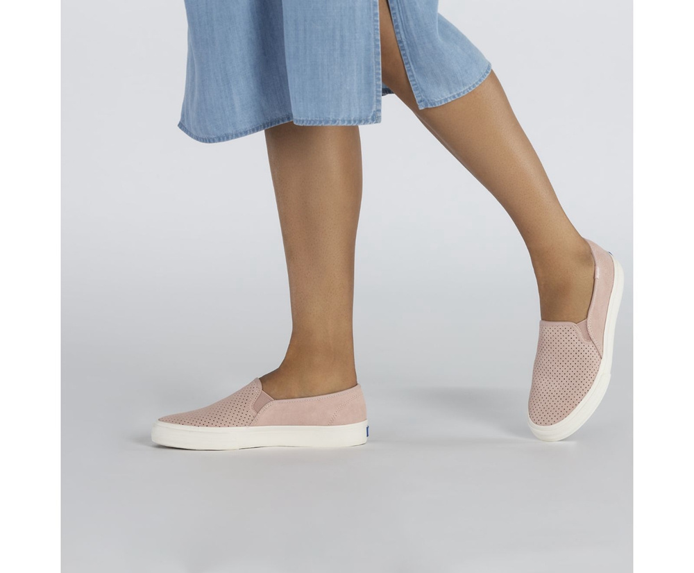 Slip Ons Keds Mujer Rosas - Double Decker Perf Suede - 6209-ICMZO